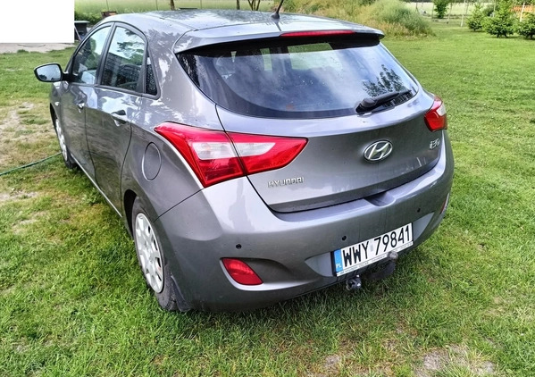 Hyundai I30 cena 24999 przebieg: 243832, rok produkcji 2012 z Wyszków małe 326